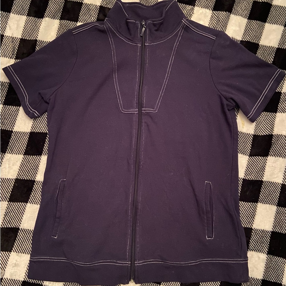 Sport Savvy ladies navy shirt sleeve zip up top - size small